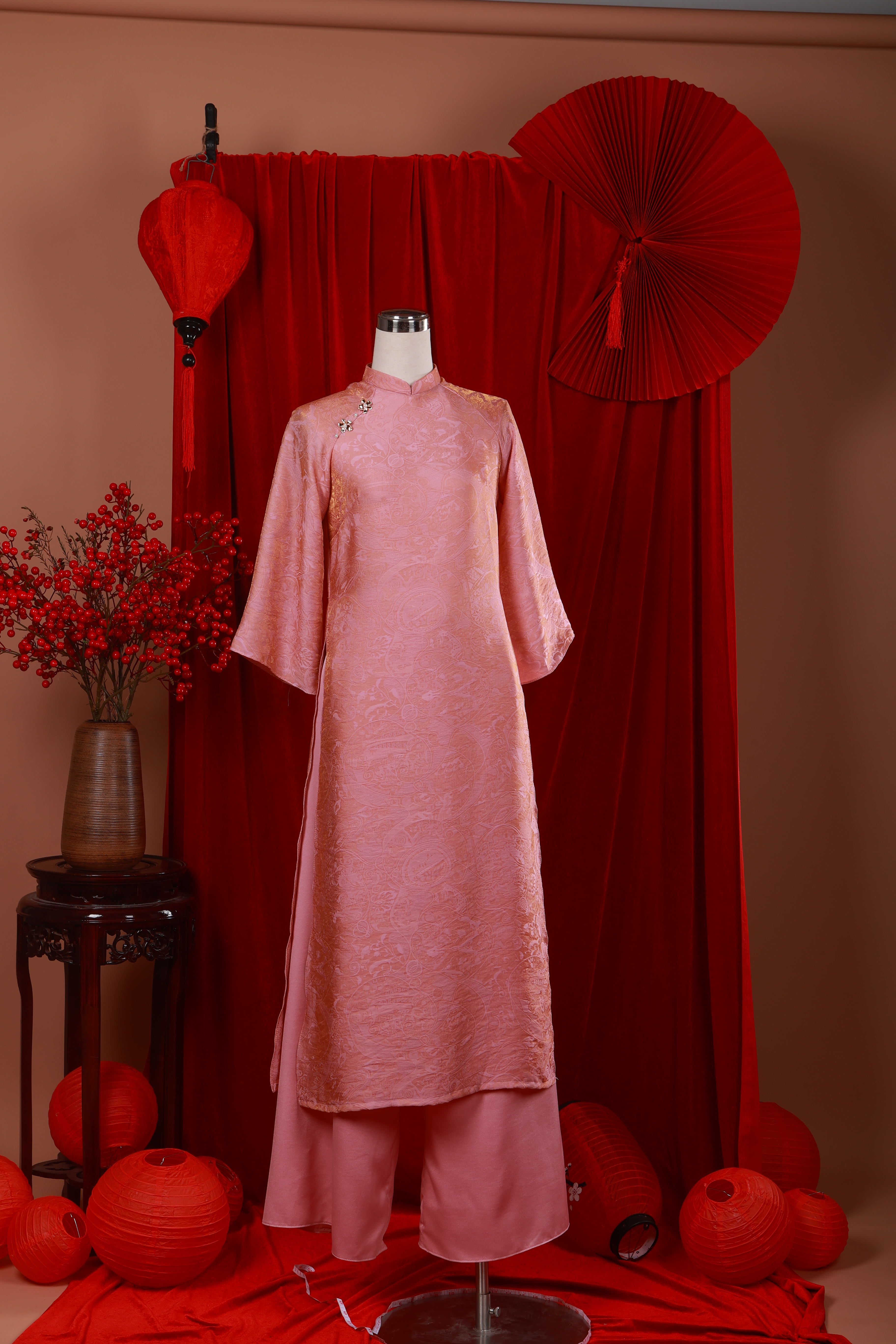 Áo dài Phấn Nguyệt - góc 28/29