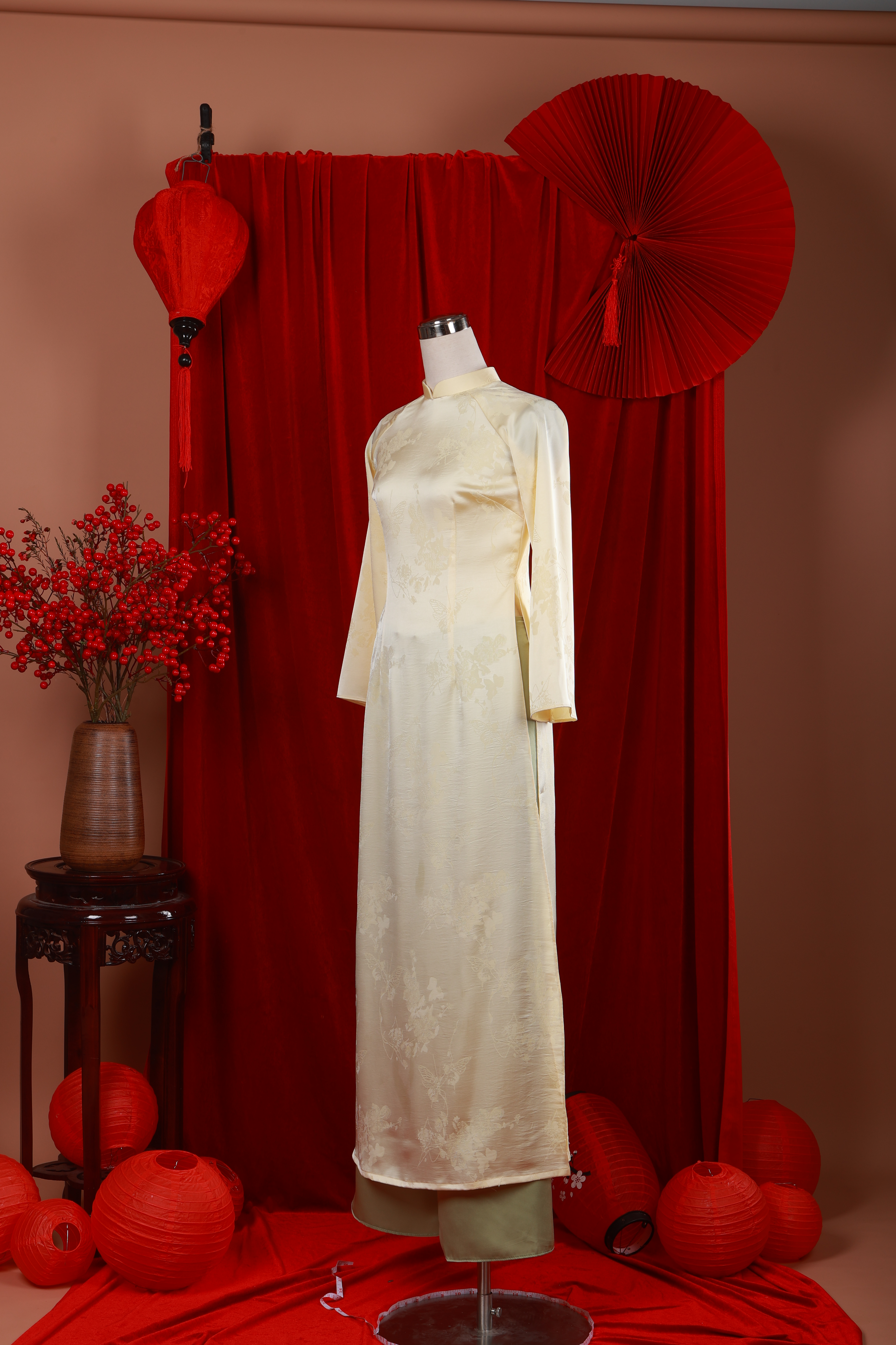 Áo dài Thanh Ngọc - góc 6/31