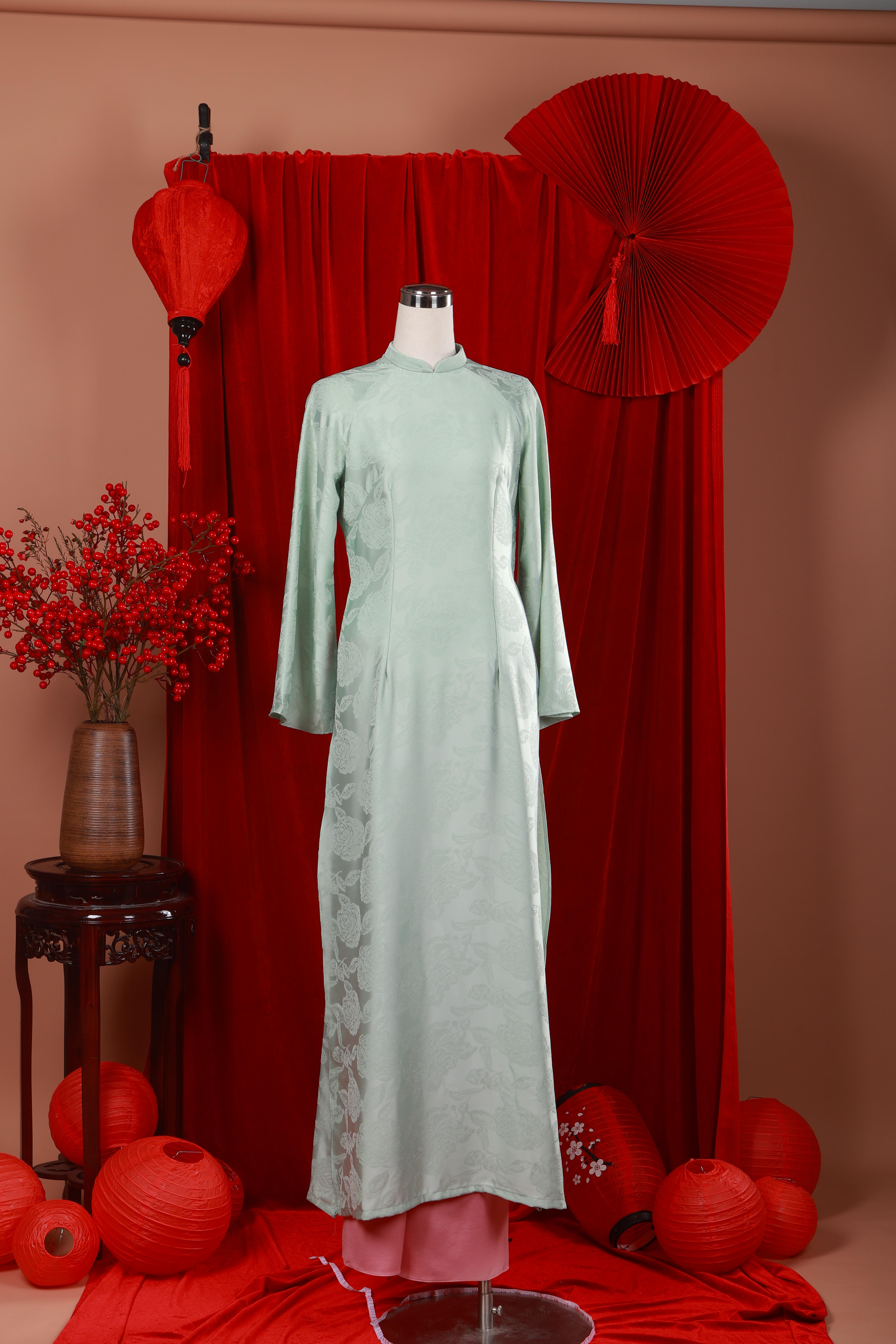 Áo dài Bạch Liên - góc 1/31