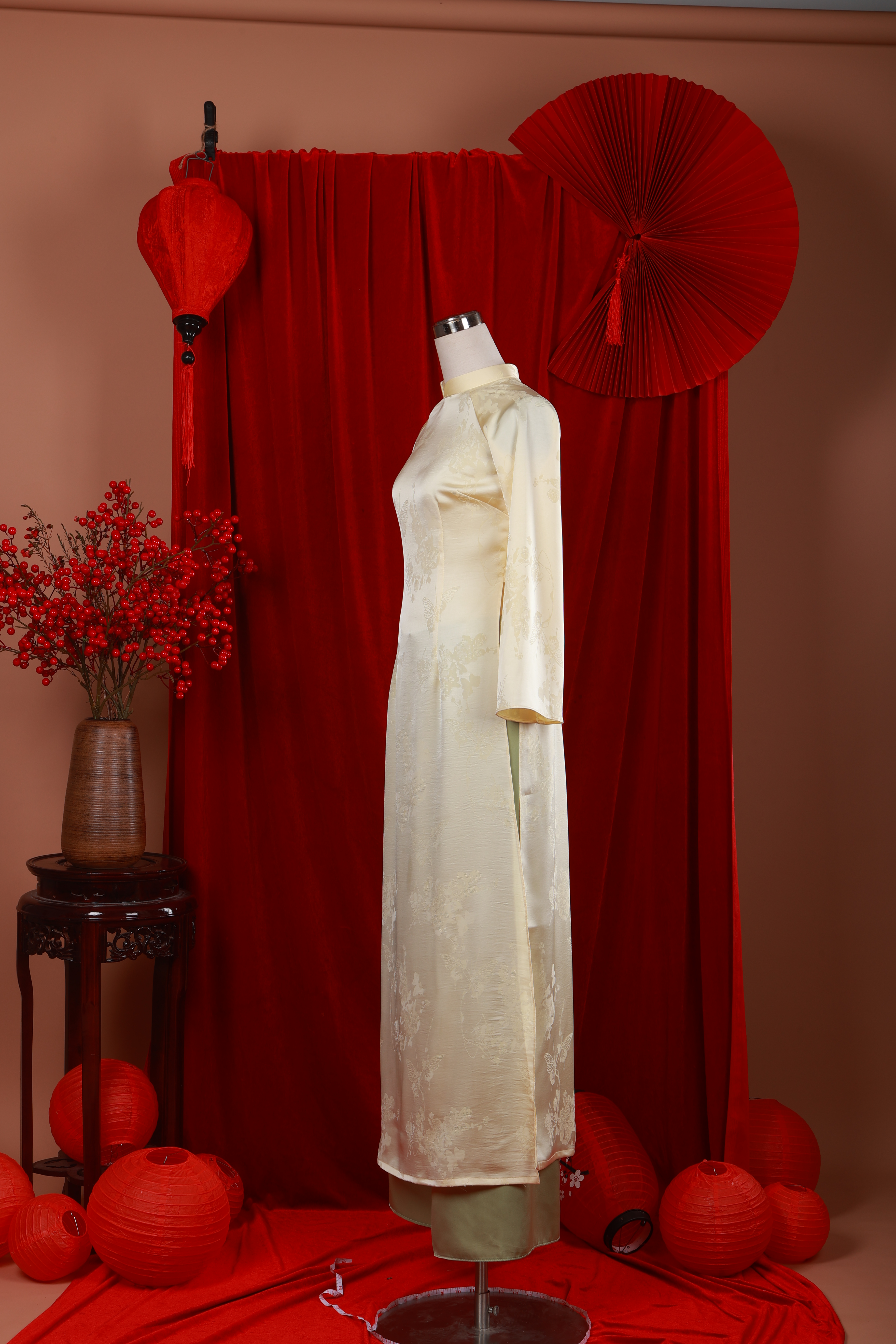 Áo dài Thanh Ngọc - góc 8/31